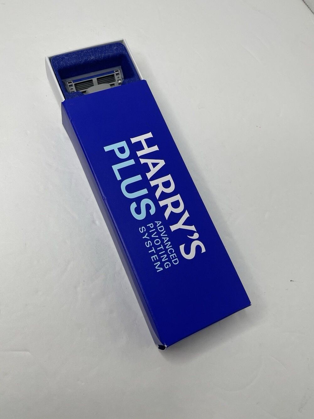 Harry's Plus Advanced Pivoting System Razor NEW In Box Silver